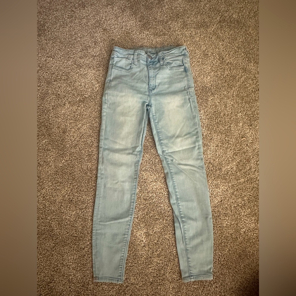 Womens American eagle skinny next level stretch Jean. Size 6 regular.